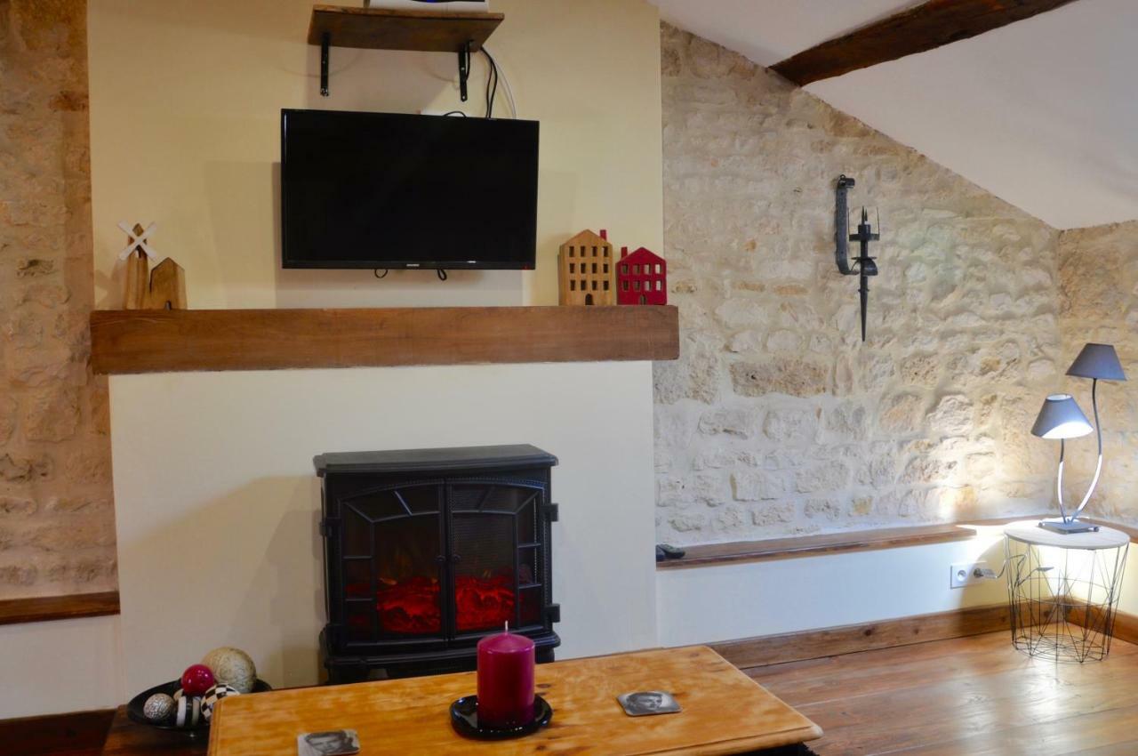 Bed and Breakfast Chez Fins Bois Nere Exterior foto